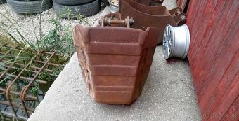 Lyžica na traktorbáger Newholland B115 - 3