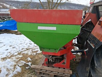 Rozmetadlo umelého hnojiva - 3