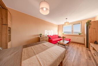 REZERVOVANÉ Moderný 1-izbový byt s panoramatickým výhľadom - 3