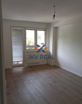 Slnečný 3-izbový byt po kompletnej rekonštrukcii na Nobelove - 3