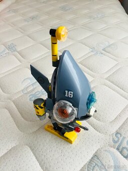 Lego 31021, 70629, 8236. - 3