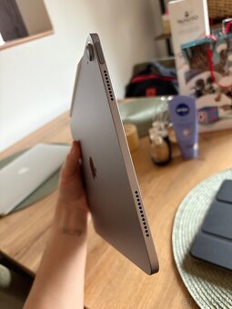 iPad Air M2, Apple Pencil Pro + Smart Folio - 3