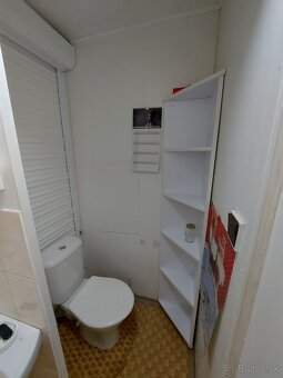 Prenájom garsónky na Tekovskej ul. 2 v Leviciach - 3