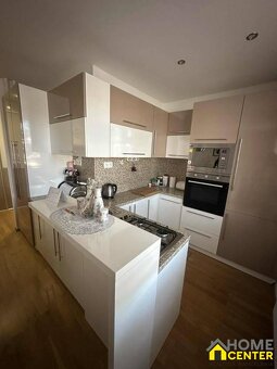 PREDAJ : 2,5 izbový tehlový byt, ul. Železničná, Komárno - 3