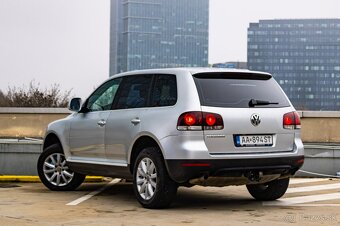 Volkswagen Touareg 3.0 TDI V6 176kW / Vzduch / Pamäť / - 3