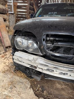 Rozpredám na ND BMW 330d - 3