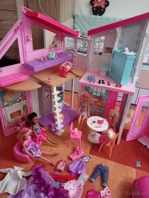 Barbie domček auto skriňa - 3