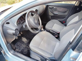 Seat Toledo 1,4 - 3