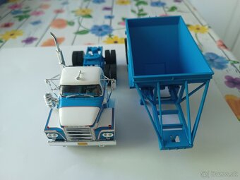 1:43 Dodge kamión - 3