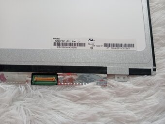 predám 14" LED SLIM displej , N140FGE , 30pin eDP , HD+ - 3