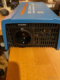 Victron Energy Phoenix 12V / 500VA - 3