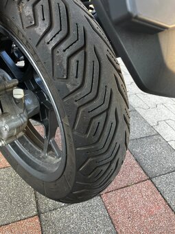 Yamaha X MAX 125 - 3