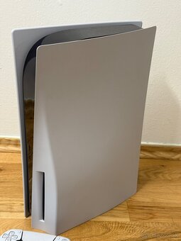 Playstation 5 Verzia s Mechanikou + 2 Dualsense ovládače - 3