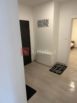 Prenájom 2-izbový byt 45 m2 v Martine Priekope s Balkónom - 3