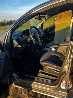 Mercedes Benzín A 160 - 3