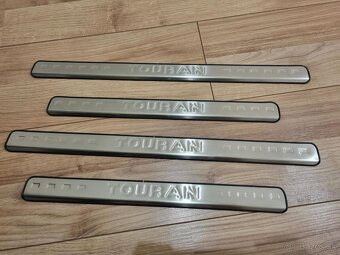 OCHRANNE DEKORACNE PRAHOVE LISTY - 3