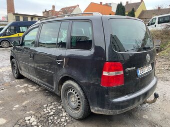VW Touran 2.0 TDI - 3