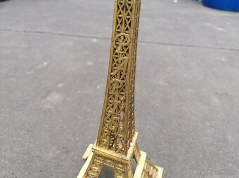 Predám Eiffelova veža - 3