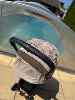 Cybex Coya Simply - 3