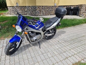 Suzuki GS500 - 3