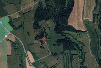 65 HEKTÁROV POZEMOK a USADLOSŤ S DOMAMI NA PREDAJ - 3