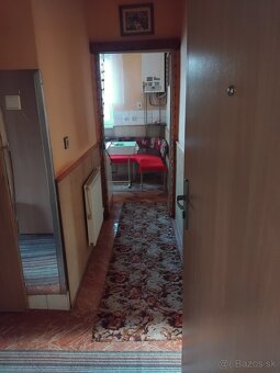 Predaj 4-izbový byt+ murovaná garáž Pliešovce - 3