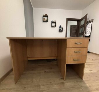 Zostava nábytku do detskej/študentskej izby alebo pracovne - 3