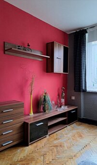 Na predaj 2 izbový byt, ulica Zlatá, Vargove pole, Rožňava - 3