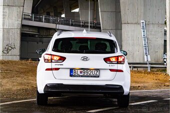 Hyundai i30 CW 1.4i 73kW / TOP STAV / 1. Majiteľ / - 3
