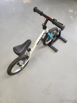 Odrážadlo YooToo - 3