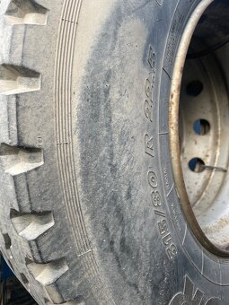 Predam pneumatiku 315/80R22,5 - 3