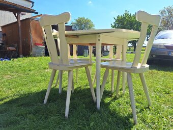 Jedálenský stôl so 4 stoličkami - 3