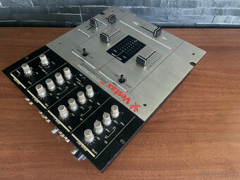 Vestax - 3