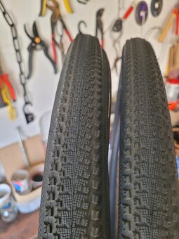 Plaste Continental Duble Fighter 700x35C (37-622) - 3