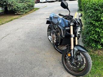 Honda cb650r - 3