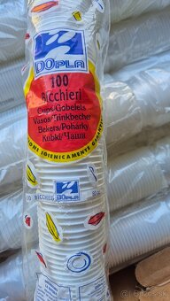 Plastové poháriky - 3