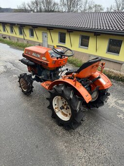 KUBOTA B10 - 3