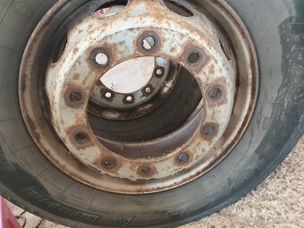 Pneumatiky nakladne 315/70 R22,5 - 3