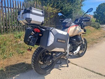 Moto Guzzi V 85 TT Travel abs - 3