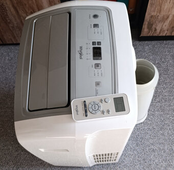 Predám prenosnú klímu Whirlpool PACW12CO TOP STAV - 3