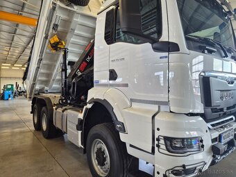 MAN TGS 6x6 RUKA + VYKLÁPAČ - 3