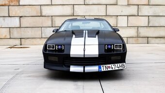 Chevrolet Camaro 5.0 V8 manuál 1988 128 kW - 3