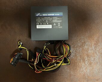 Predám PC zdroj FSP HEXA Series HE-500, 500W - 3