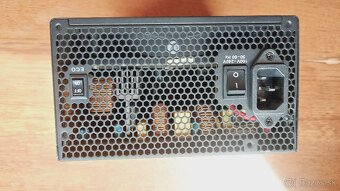 REZERVOVANÉ : PREDÁM ZDROJ 750 W EVGA B3 BRONZE - 3