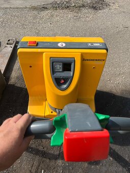 Elektricky paletový vozík Jungheinrich EJE 220. - 3