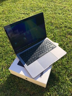 MacBook Pro 14" M1 MAX / 32GB RAM / 1TB - 3