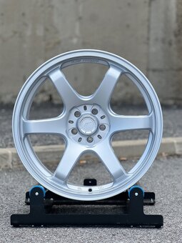Disky Japan racing R18 SL03 5x100 - 3