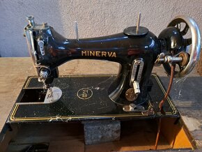 Minerva starý šijací stroj - 3