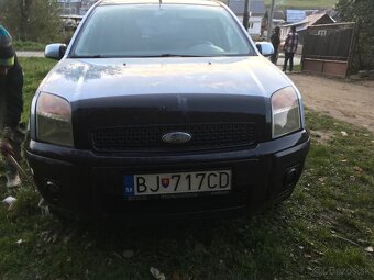 Ford fusion - 3