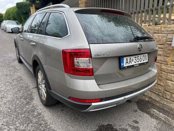 Škoda Octavia Scout 2.0 TDI 110kw - 3